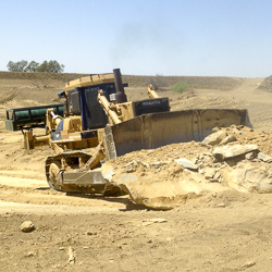 CAT/Komatsu Dozer